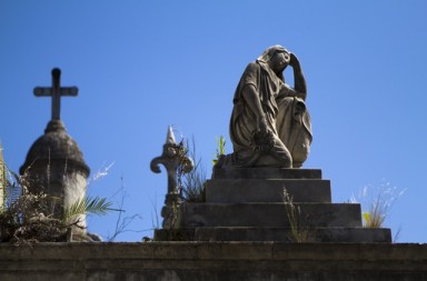 Procesje Drogi Krzyżowej na warszawskich ulicach