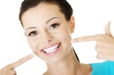 Wybielanie zębów popularne nie tylko wśród celebrytów