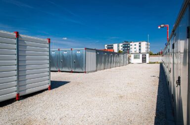 Jak korzystać z boksu self storage? Praktyczny poradnik dla początkujących