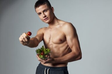 Co jeść, aby wspierać budowanie mięśni?
